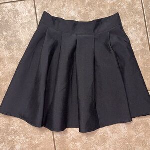 ROMWE Black Circle Skater Skirt with Box Pleats